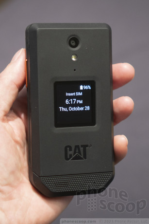 Hands On with the CAT S22 Flip (Phone Scoop)