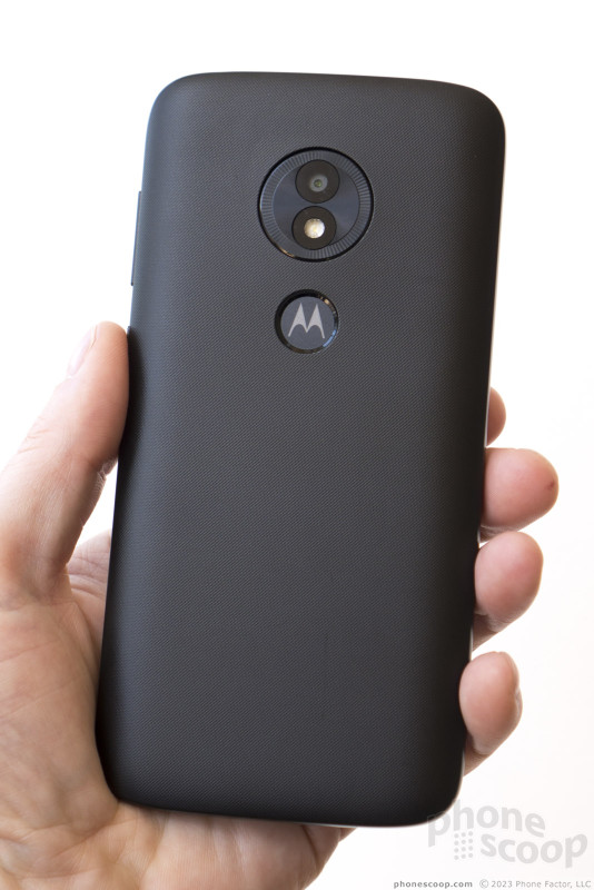 Hands On with the Moto e5 Play (Phone Scoop)
