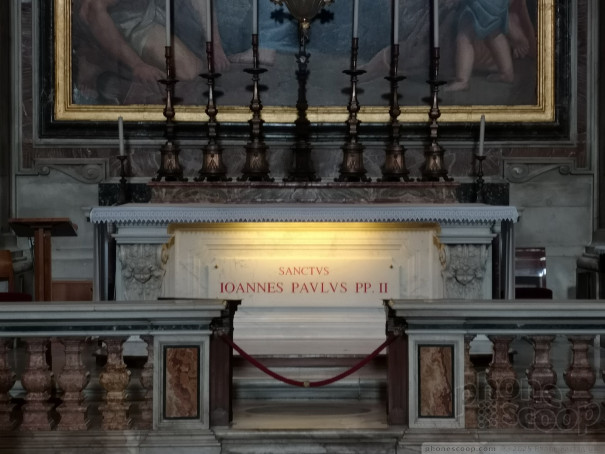 (large photo)