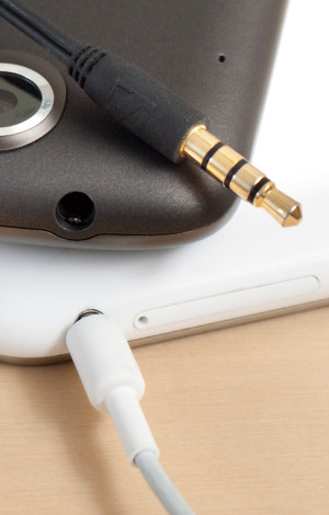 Headphone Jack (3.5mm) definition (Phone Scoop)